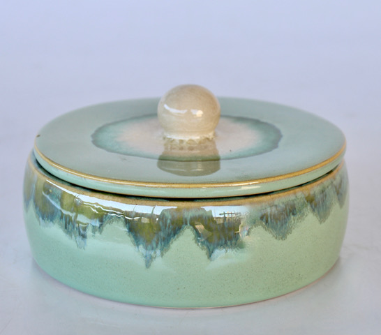 Med Green Ceramic Jar Lid With Candle